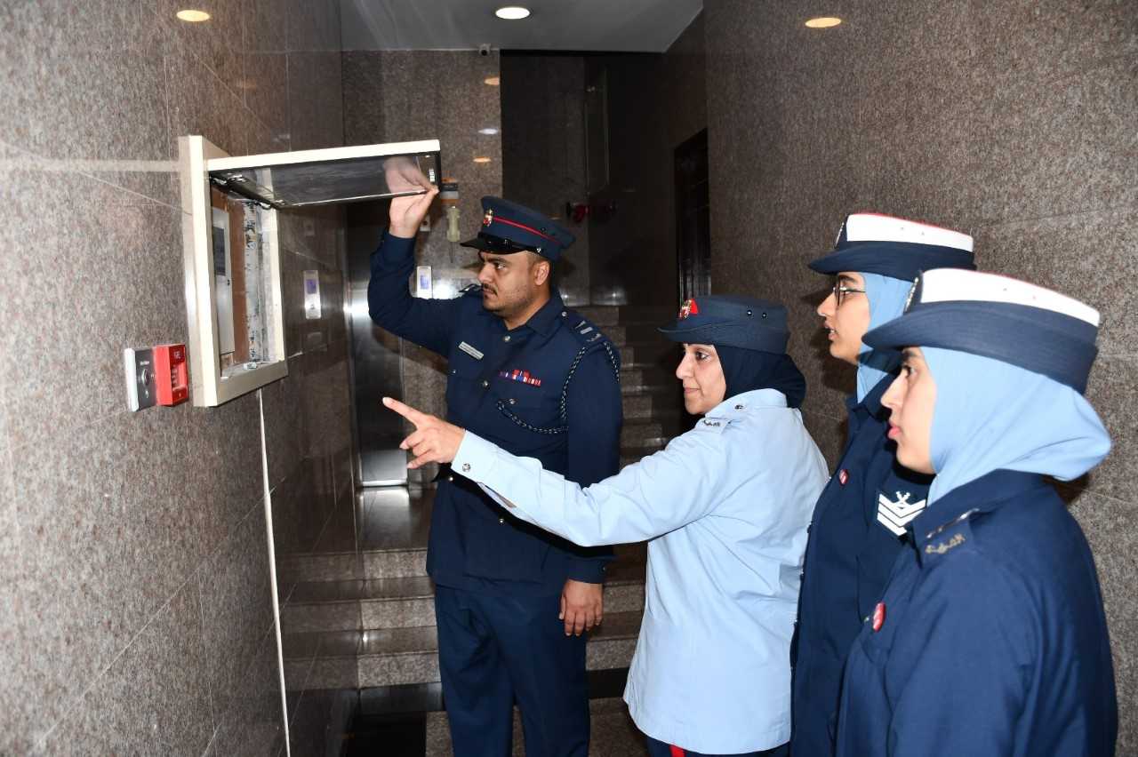 الإدارة العامة للدفاع المدني تنظم حملة توعوية في المنشآت والمحلات التجارية<